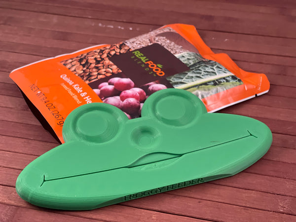 Froggy Feeder with Real Food Blends Pouch